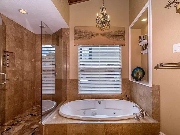 2152 Palm Crest Dr — Photo 3