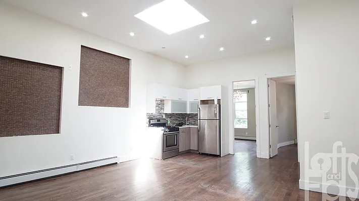 Rented by Lofts and Flats LLC | media 10