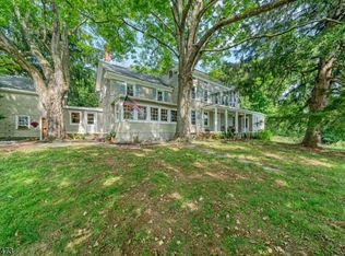 140 W Valley Brook Rd, Califon, NJ 07830