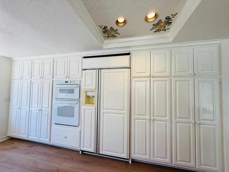 1152 Pebblewood Dr — Photo 5