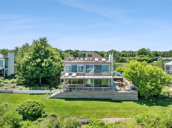 15 Sims Drive, Sag Harbor, NY 11963