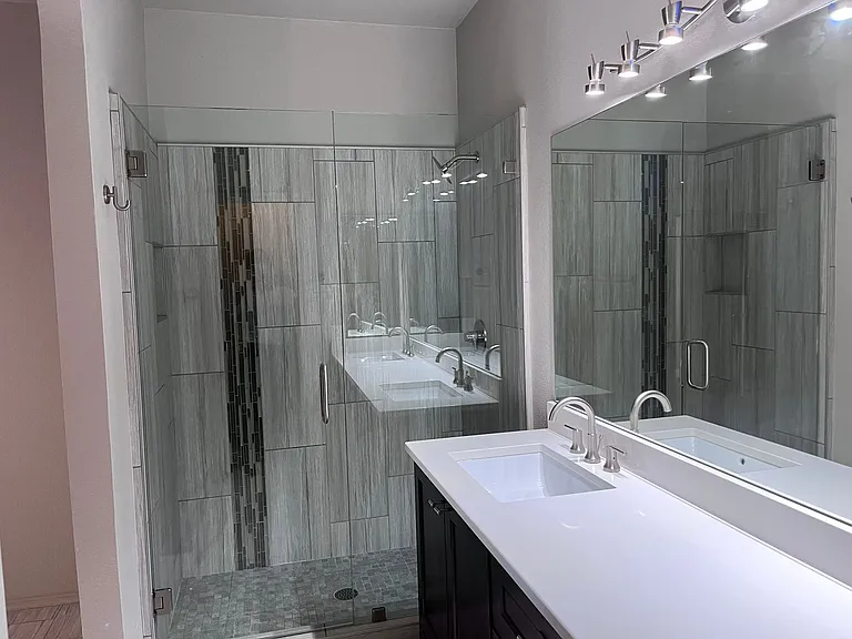 13524 N 103rd St — Photo 31
