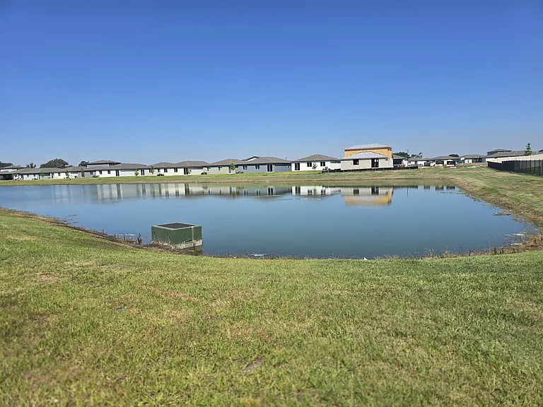 2309 Citrus Bloom Dr — Photo 26