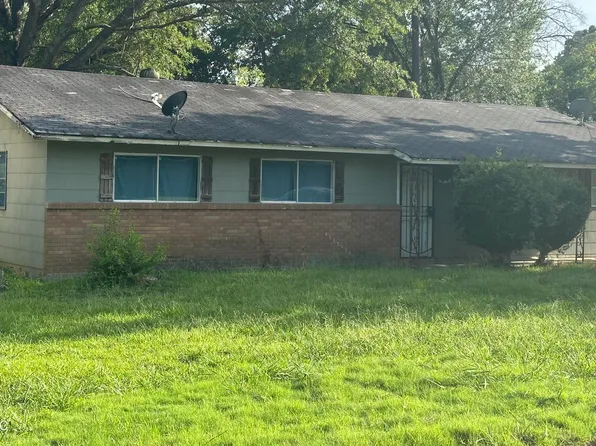 5505 Delmonico Dr, Jackson, MS 39209