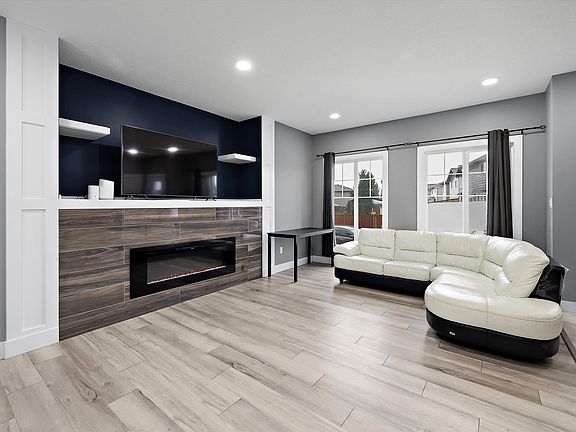 3rd image of 6084 179th Ave NW