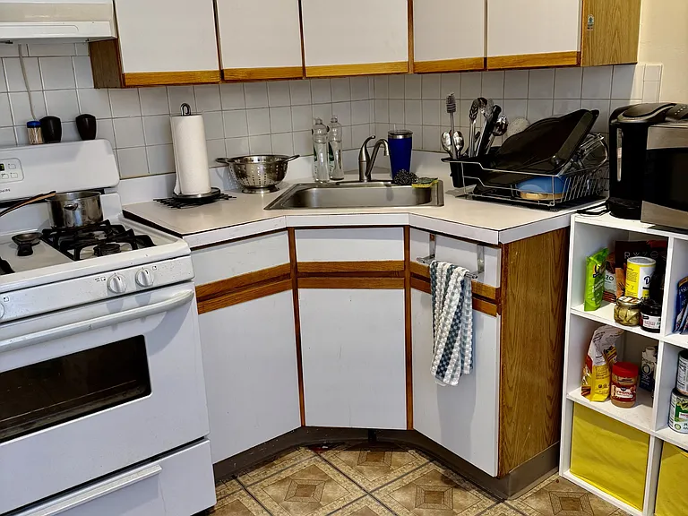 3410 W Carmen Ave #1B — Photo 3