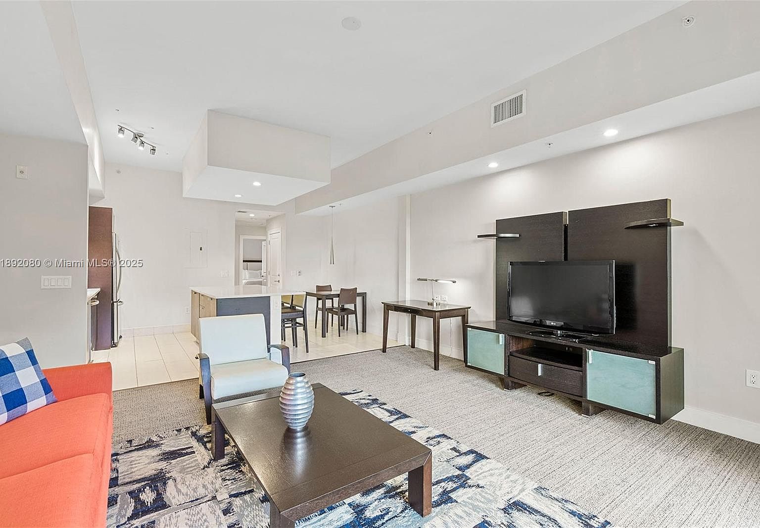 5300 NW 87th Ave #1008