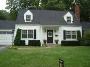 5625 Ash St, Roeland Park, KS 66205
