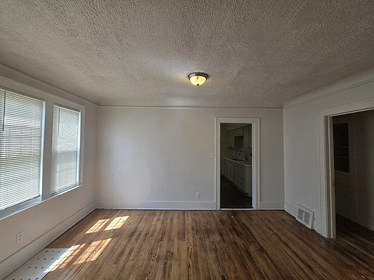 5276 Maryland Ave #STREET5276 — Photo 6