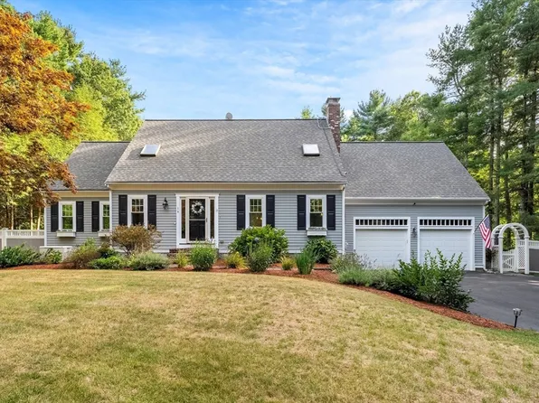 19 Longwood Cir, Kingston, MA 02364