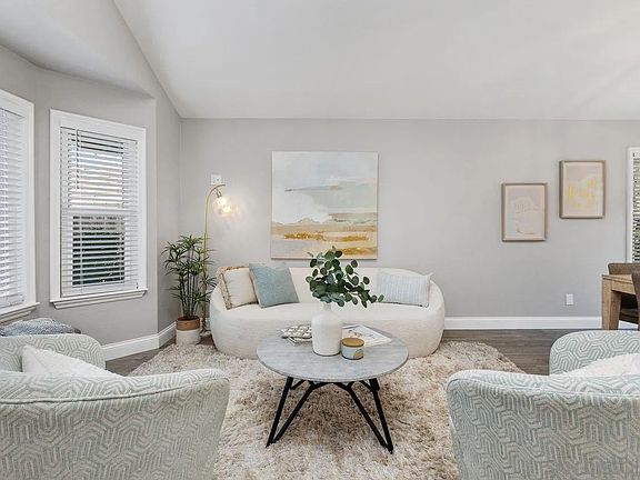 3rd image of 5259 Hubbert St