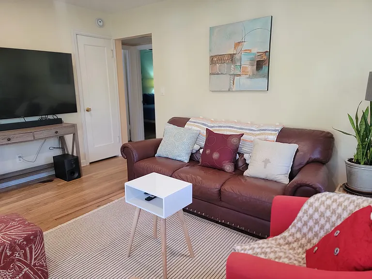 8540 SE Washington St — Photo 5