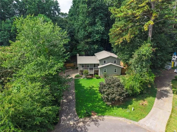 917 Andover Ct, Woodstock, GA 30188