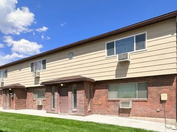 120 W 100 S APT 11, Tremonton, UT 84337
