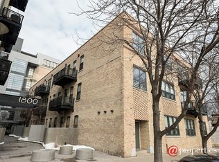 1810 W Grace St #103, Chicago, IL 60613