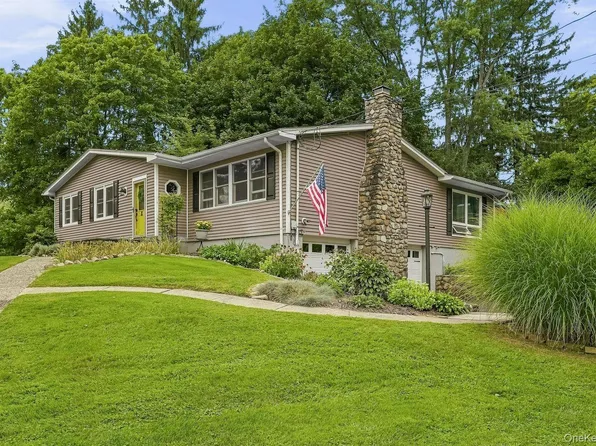 4 Rena Marie Circle, Washingtonville, NY 10992
