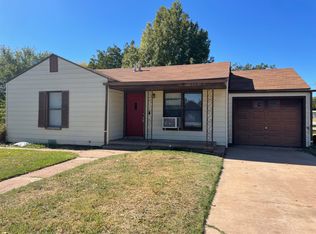 515 N Rater St, Henrietta, TX 76365