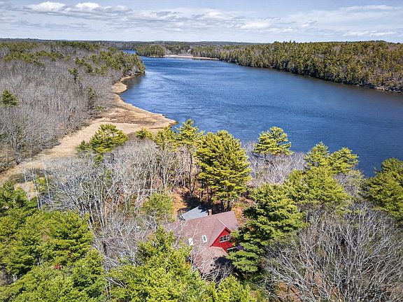 3rd image of 122 Old Ferry Road