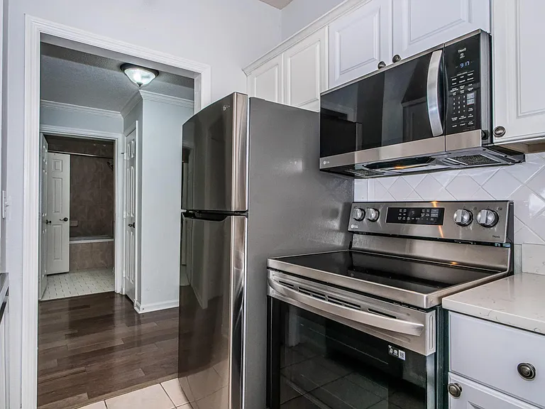 800 S Dakota Ave #240 — Photo 10