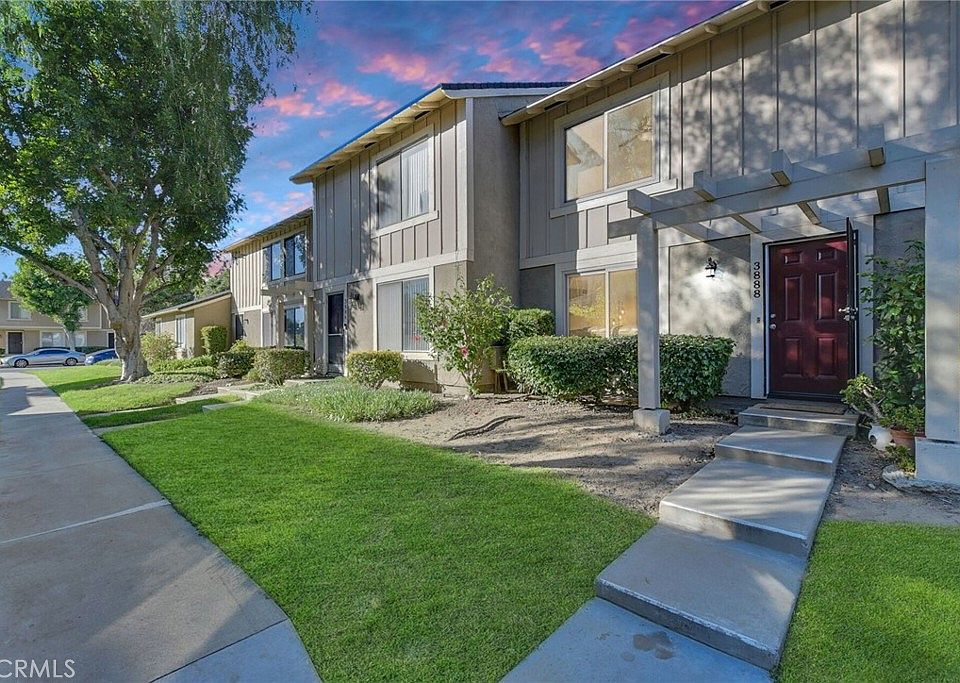 1st image of 3888 Chelsea Dr