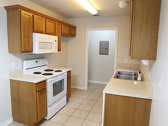4th image of 7091 Heather Oaks Dr