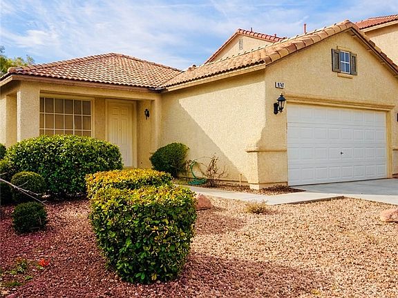 2nd image of 9747 Ridgebluff Ave