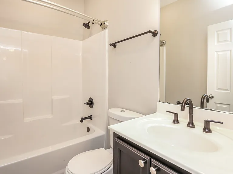 80 Emmette Dr — Photo 15