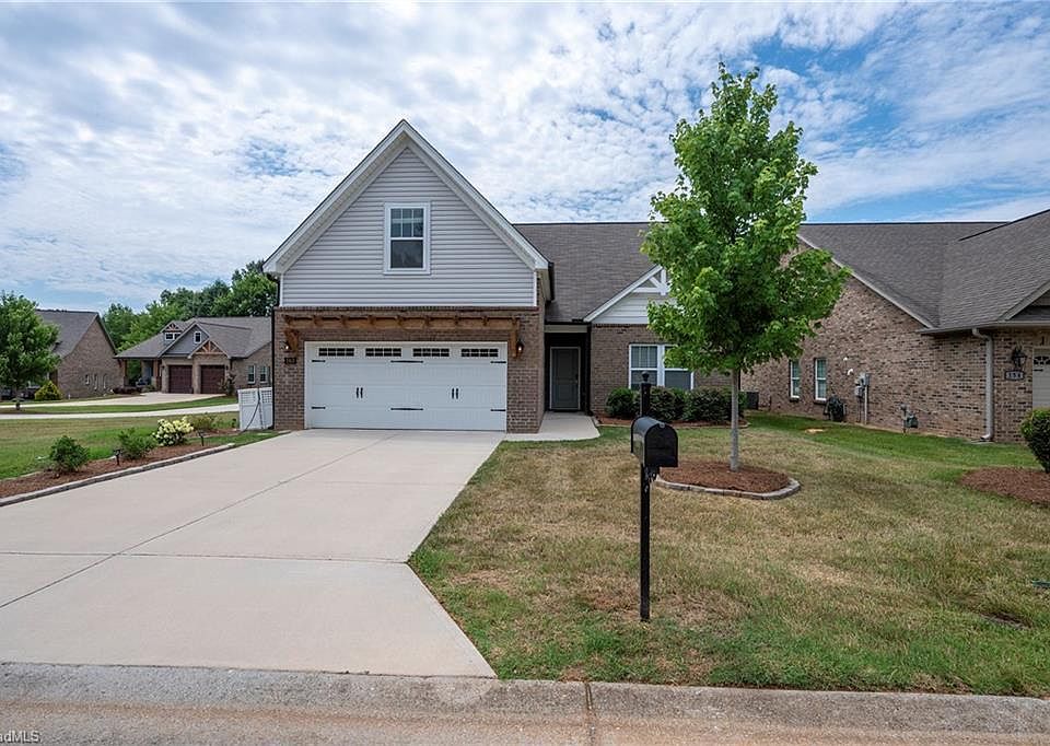 1st image of 160 Broad Meadow Ct