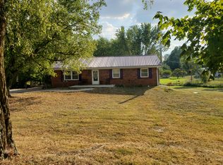 1203 Brentsville Rd, Paris, KY 40361