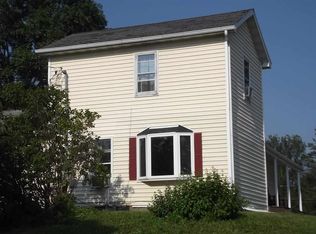 422 Ridge St, Baraboo, WI 53913