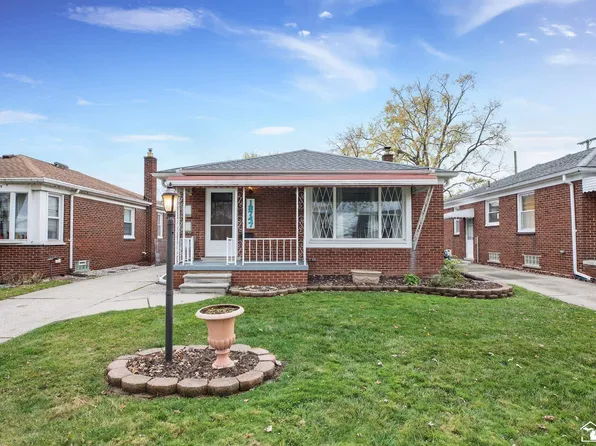13747 Castle St, Southgate, MI 48195