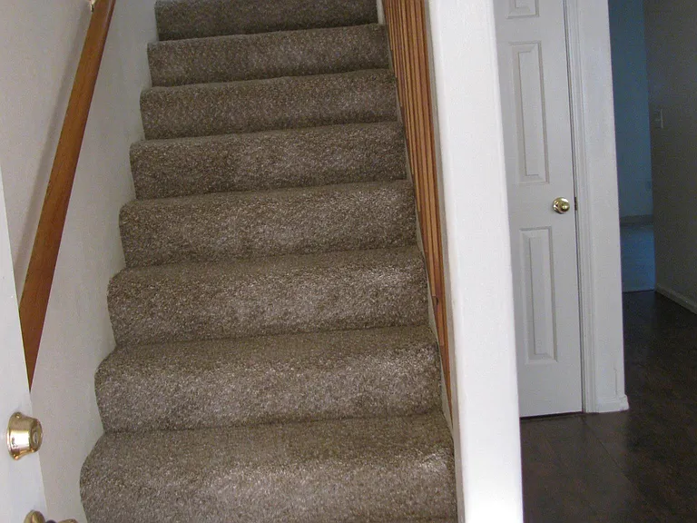 215 Smith Loop — Photo 10