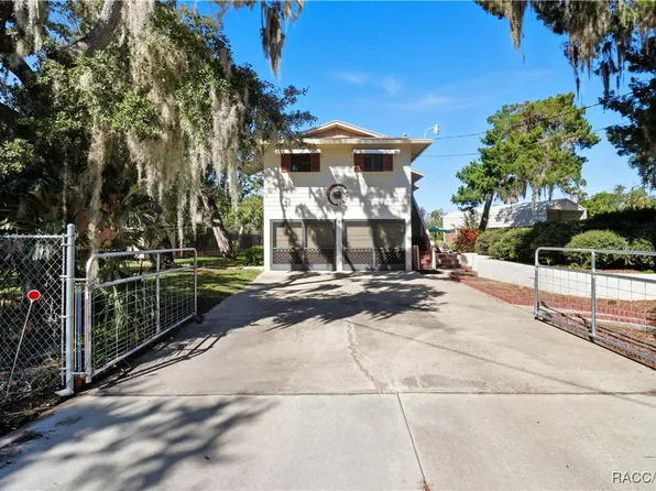 1150 S Stray Oak Ter, Crystal River, FL 34429