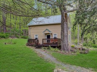 317-319 Teetertown Rd, Califon, NJ 07830