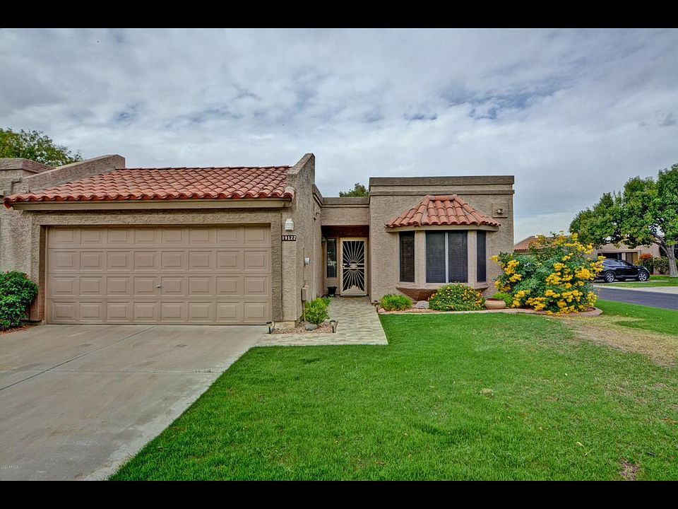 1st image of 19122 N 98th Dr