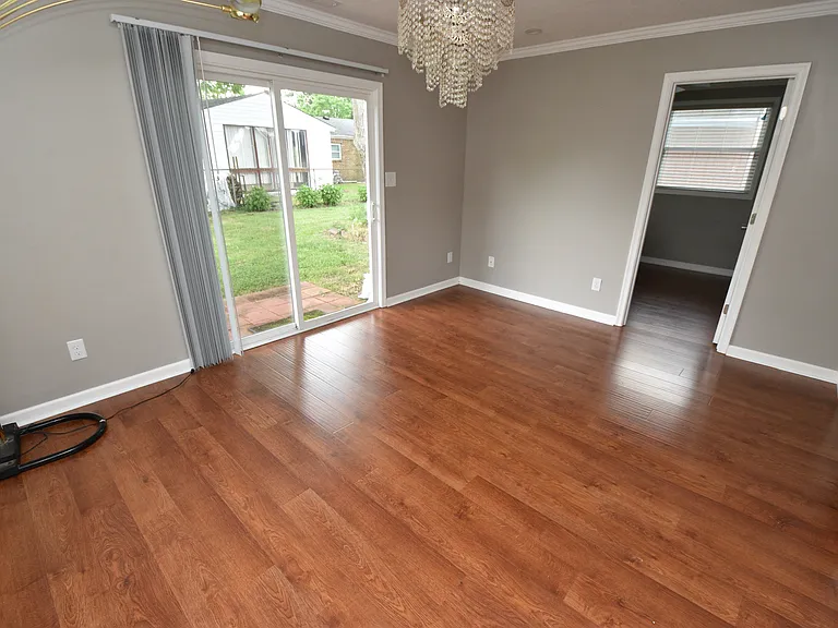 504 S Kings Point Rd — Photo 5