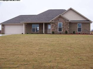 227 Briarcrest Rd, Hazel Green, AL 35750