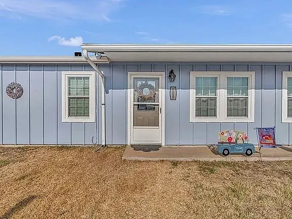 608 Oak Ln — Photo 27