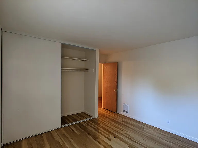 2534 Benvenue Ave — Photo 23