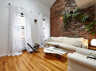 333 Grand St APT 3W, New York, NY 10002