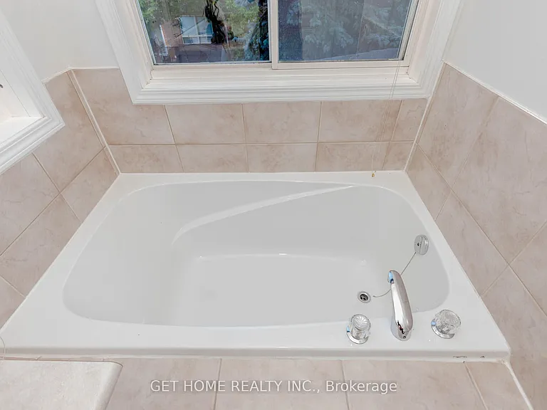 5180 Blue Spruce Ave — Photo 31