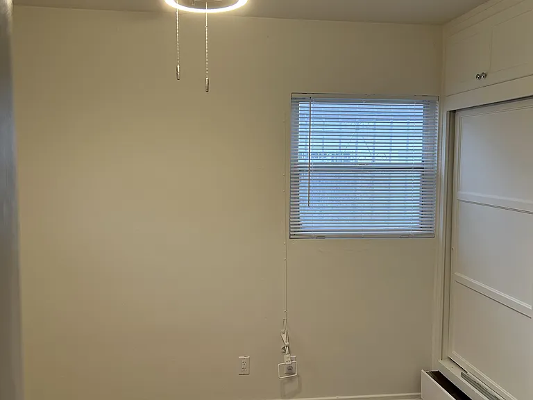 1933 S Palm Grove Ave — Photo 14