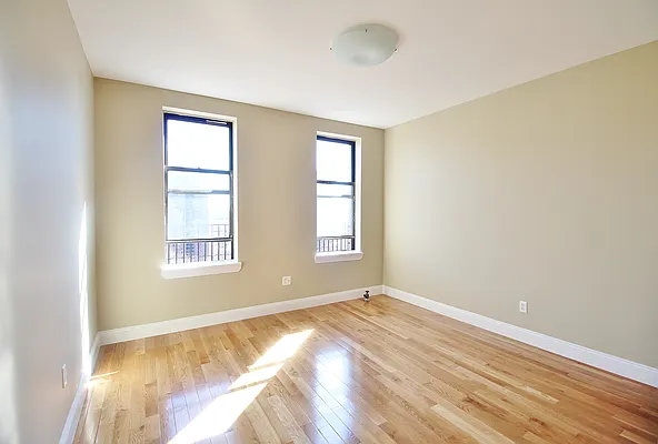 Rented by Julianna Realty Corp | media 30