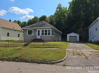 1708 Ridge St, Niagara, WI 54151