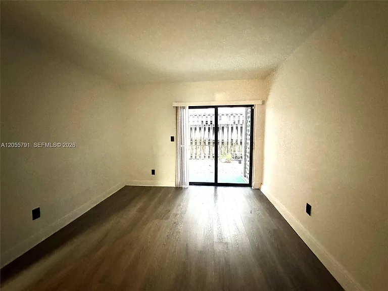 1525 NE 135th St #3 — Photo 9