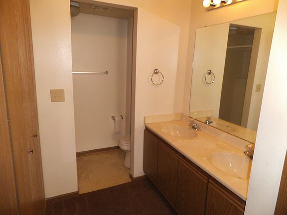 Bathroom - Master