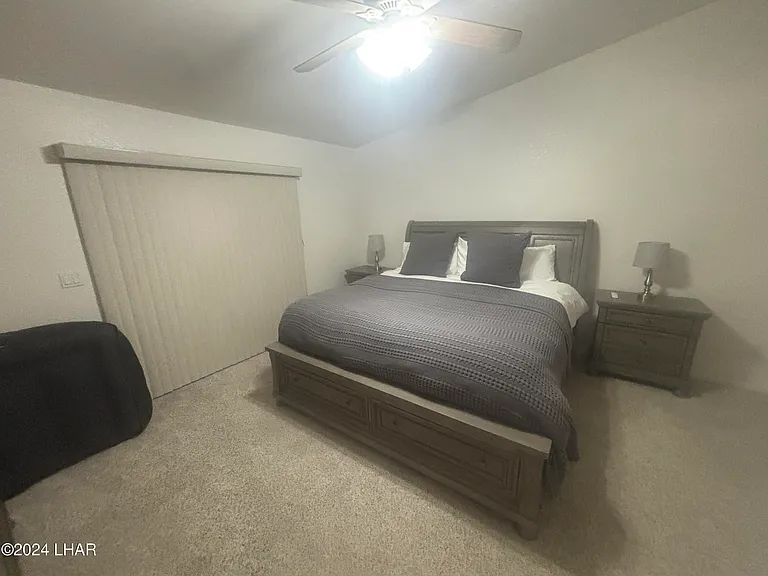 140 Lafayette Ln — Photo 12