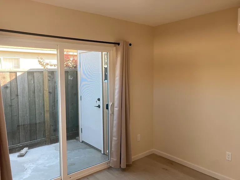 1822 Eisenhower Dr #A — Photo 17