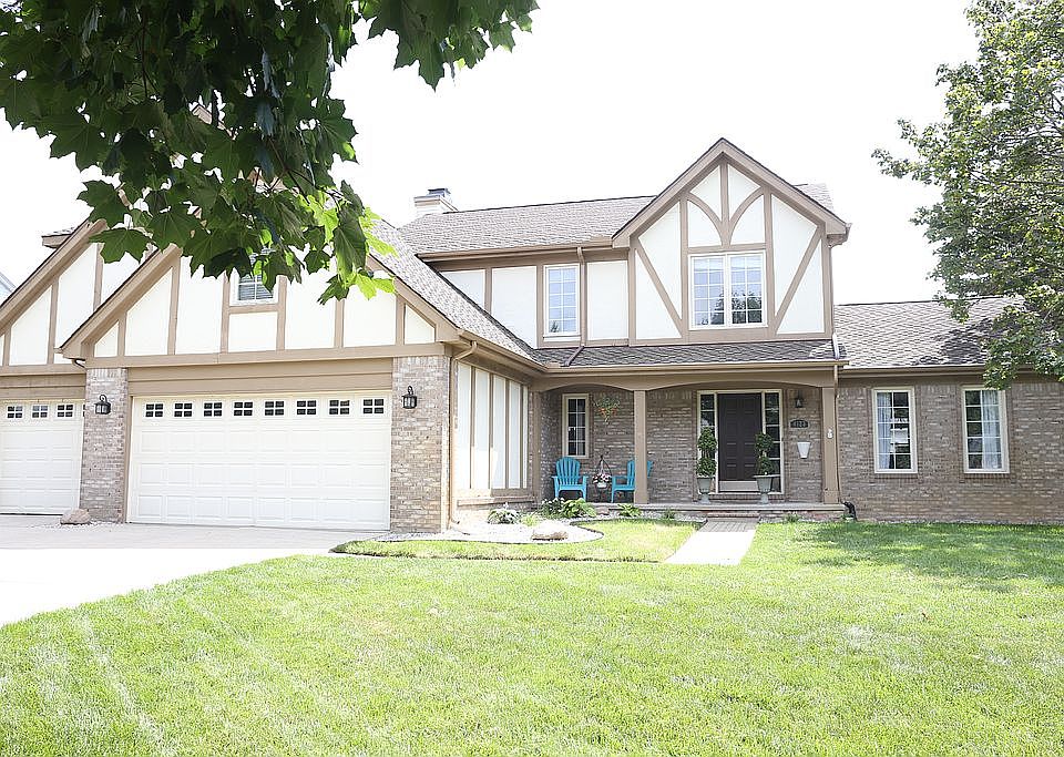 1st image of 4123 Castlewood Dr