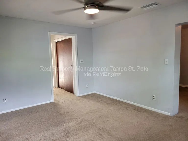 4311 S Thatcher Ave — Photo 25